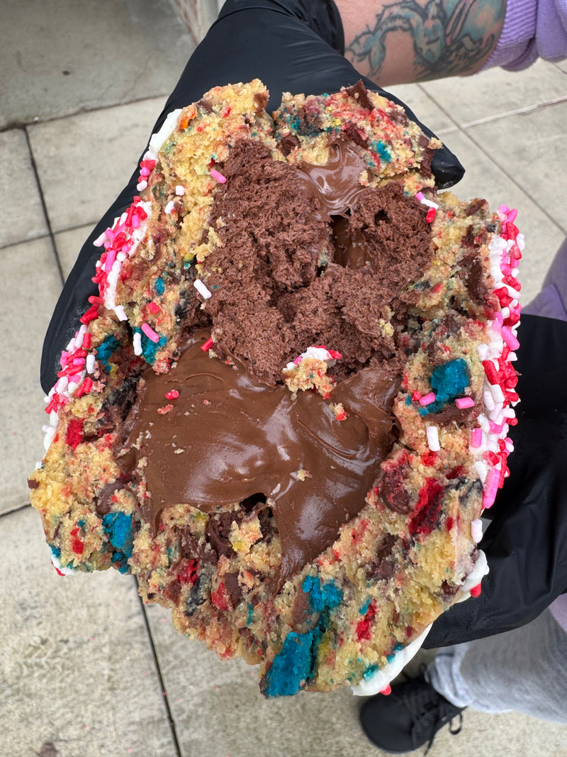 MEGA MONSTER PHOTO COOKIE