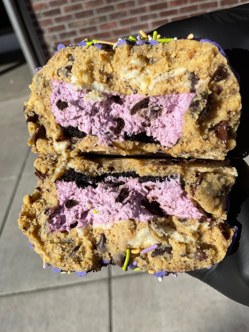 MEGA MONSTER PHOTO COOKIE