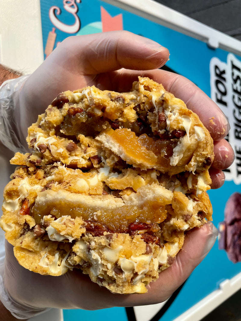 MEGA MONSTER PHOTO COOKIE