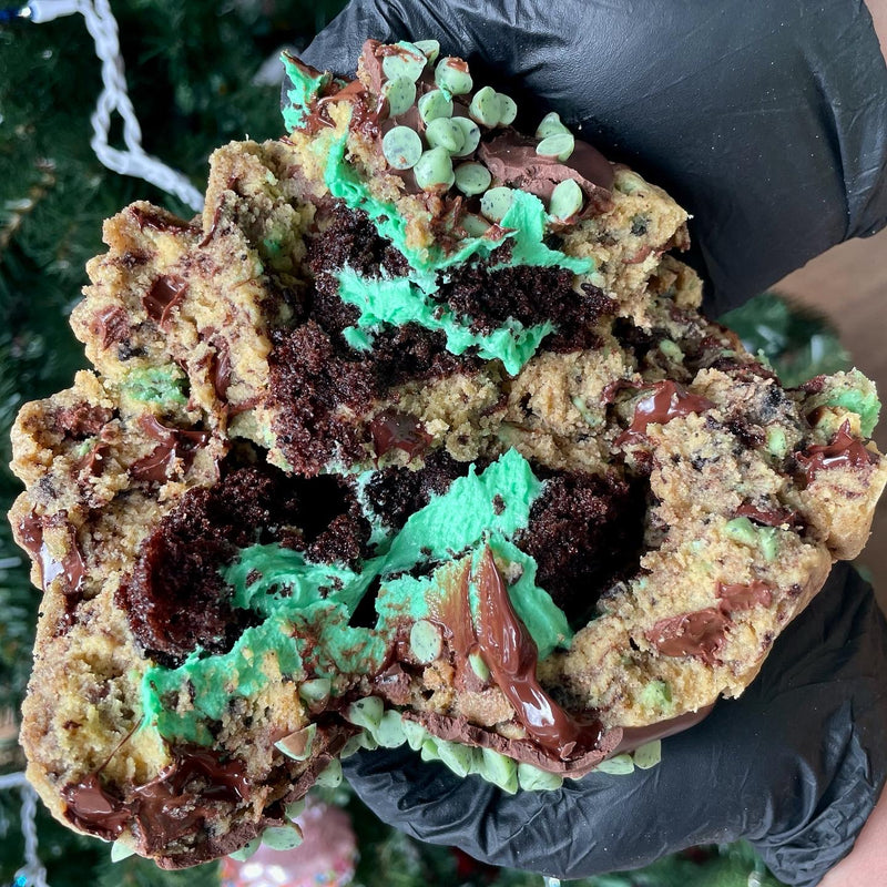 MEGA MONSTER PHOTO COOKIE