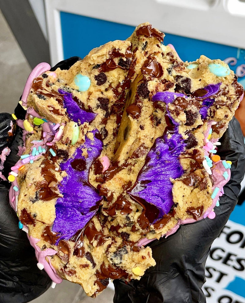 MEGA MONSTER PHOTO COOKIE