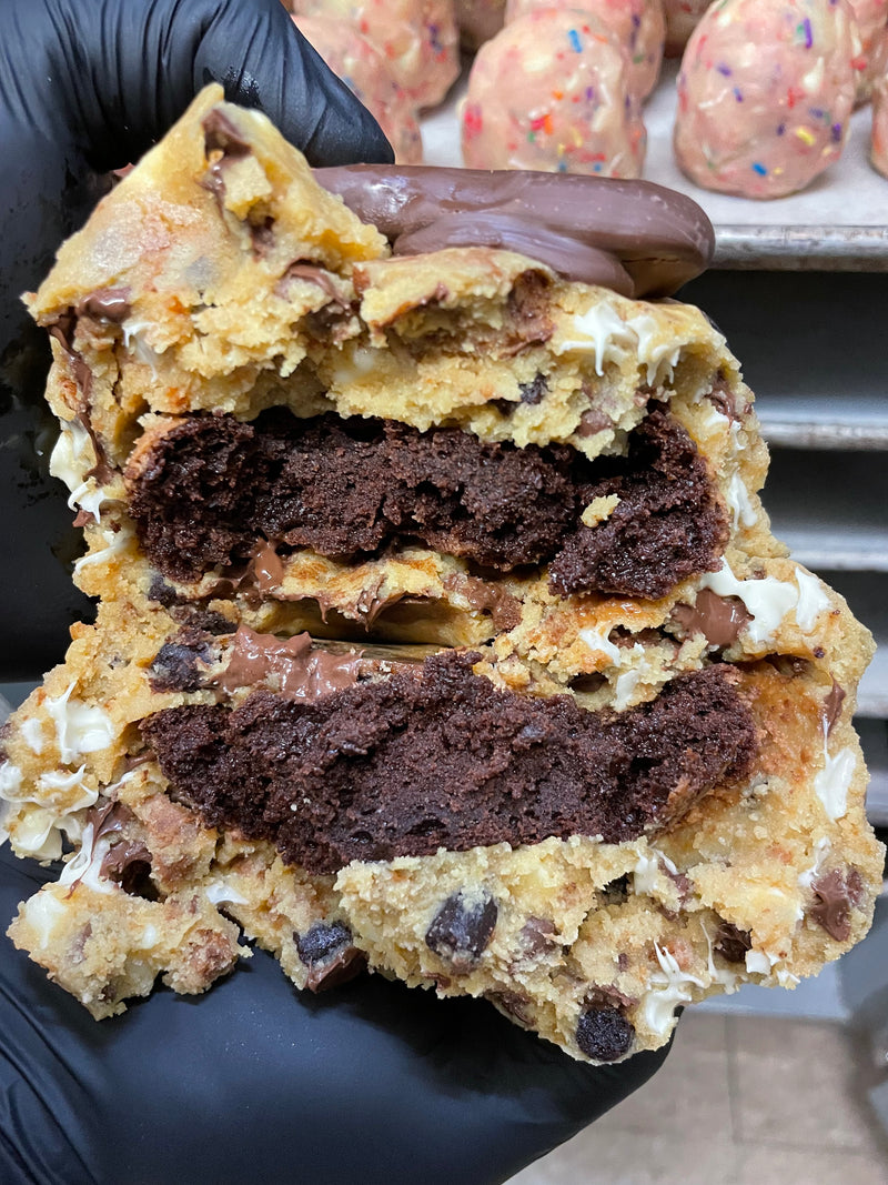 MEGA MONSTER PHOTO COOKIE