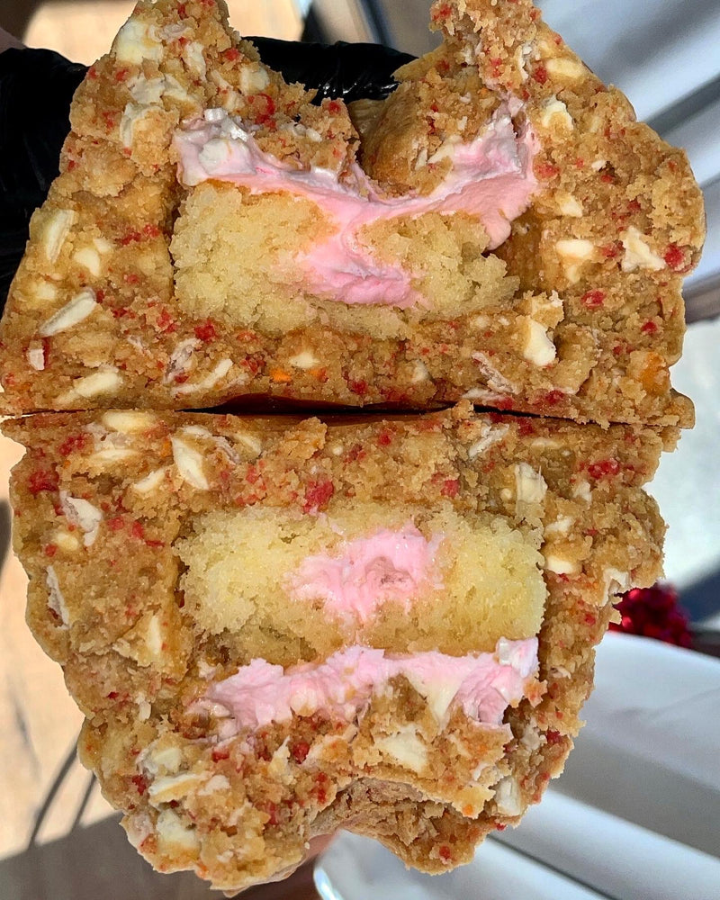 MEGA MONSTER PHOTO COOKIE