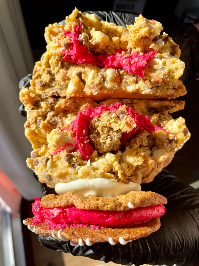 MEGA MONSTER PHOTO COOKIE