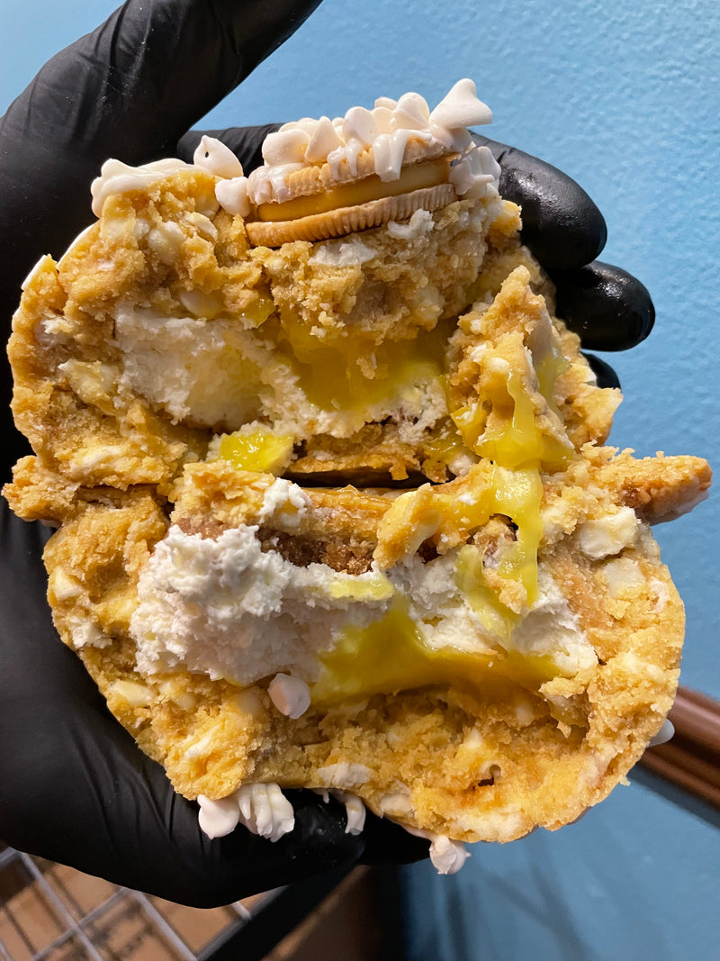 MEGA MONSTER PHOTO COOKIE