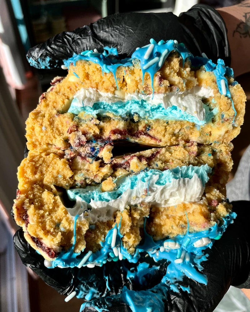 MEGA MONSTER PHOTO COOKIE